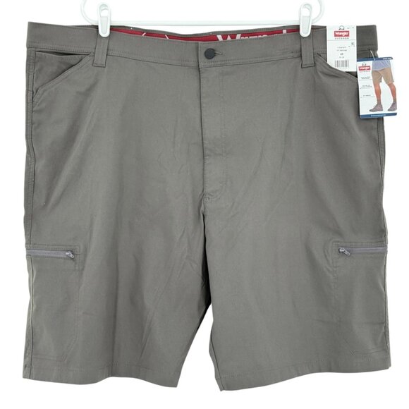 Wrangler Men Relaxed UPF 40 Grey All Terrain Cargo Shorts 10" Inseam Size 48 NWT - Picture 1 of 11